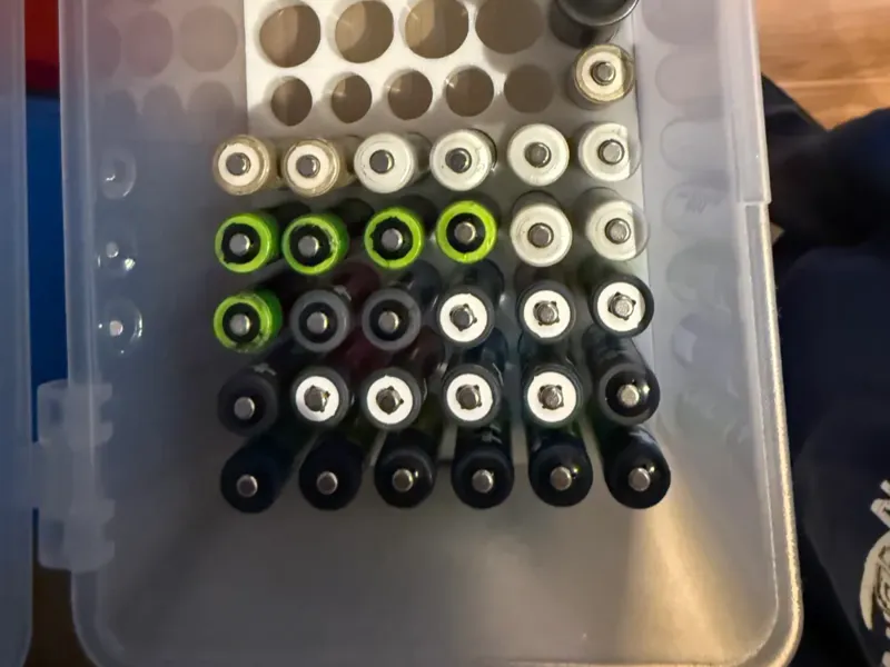 IKEA Glis Battery Holder - AAA
