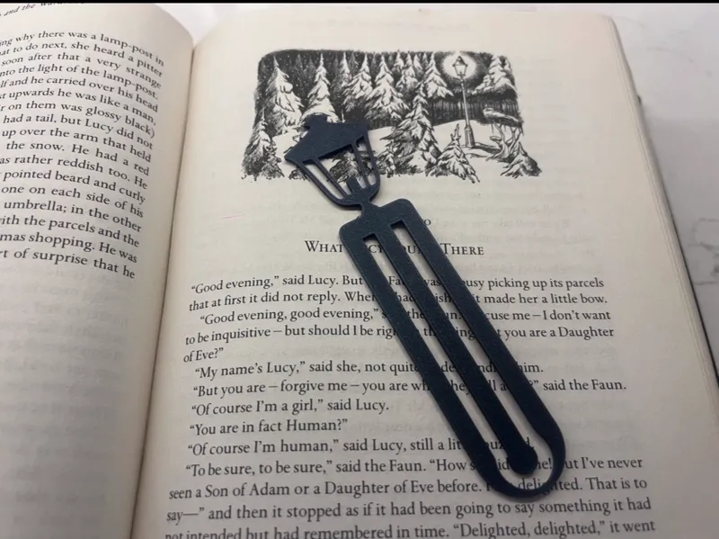 Narnia Lamp post bookmark