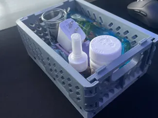 Foldable storage crate