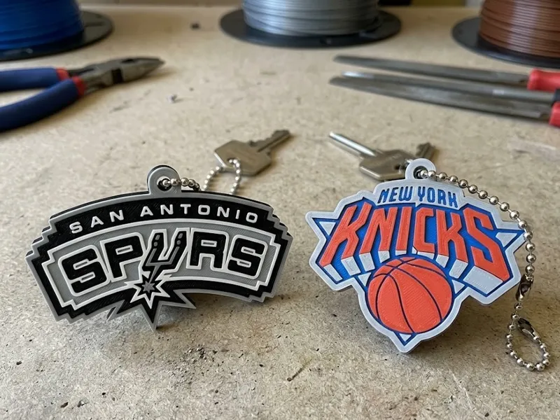 Spurs Thunder Knicks + NBA Logo Llaveros abrelatas