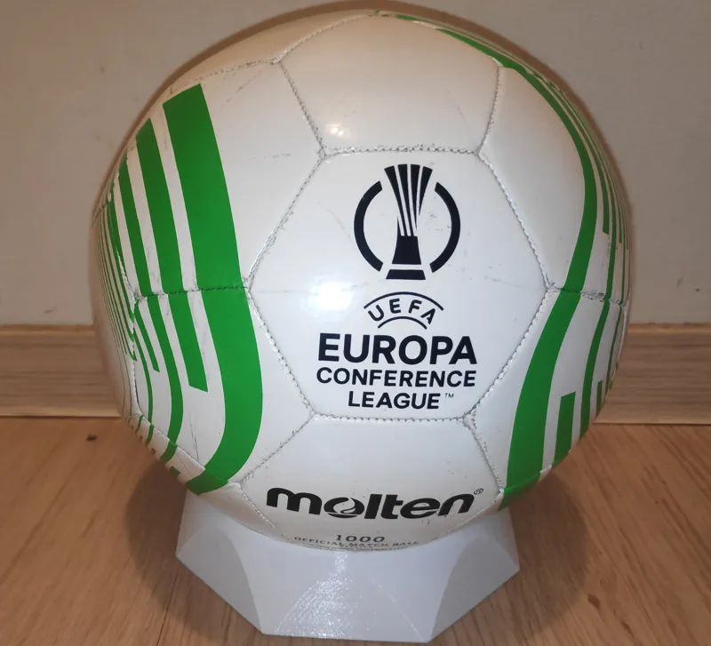Football/Soccor ball stand