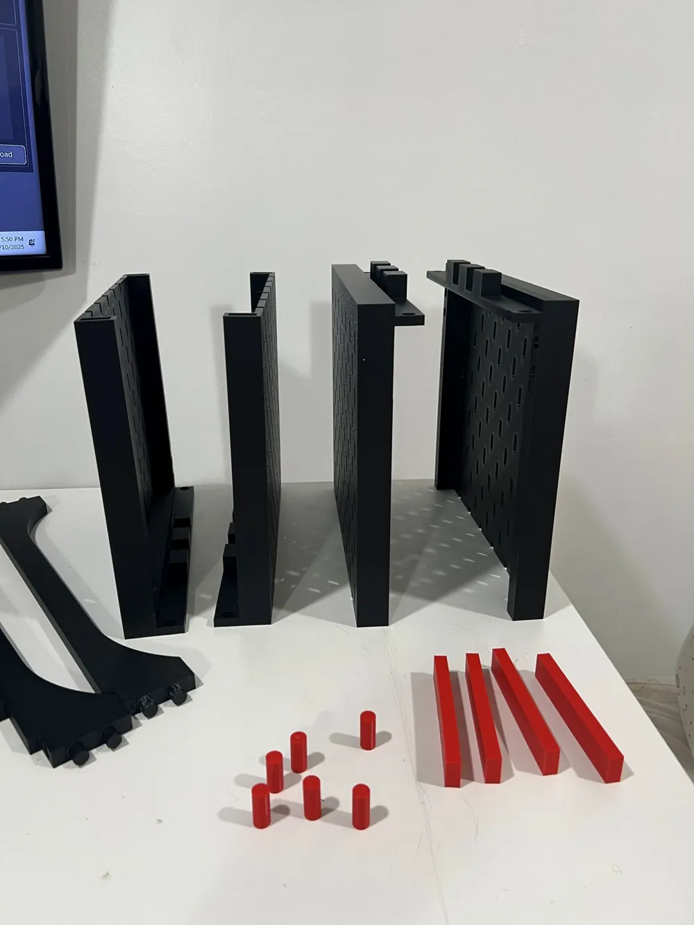 AMS 2 PRO STACKER WITH SKADIS SIDES - Free 3D Print Model - MakerWorld
