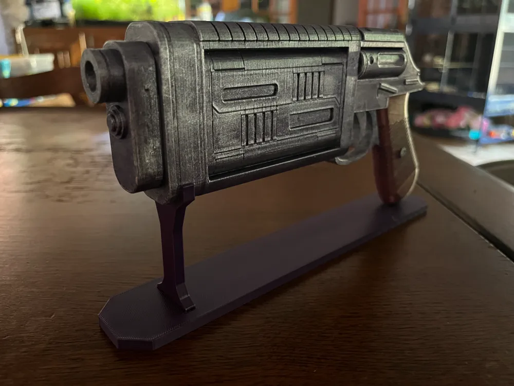 Simple stand for Cassian Andor Gun by Ialohrr MakerWorld: Download Free ...