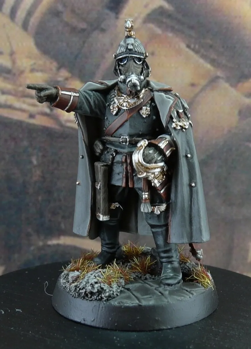 Gas mask commander pointing pose! - Free 3D Print Model - MakerWorld