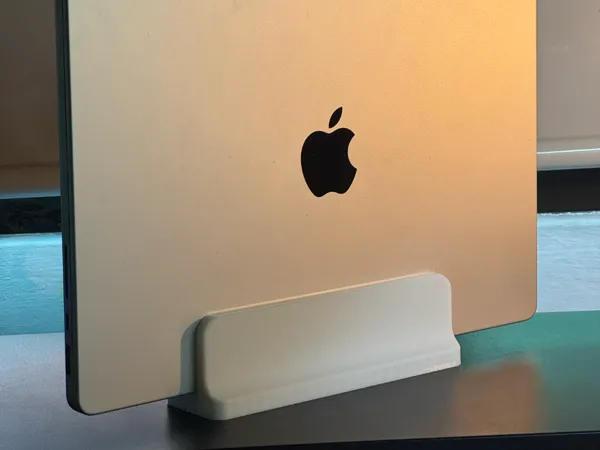 Support minimaliste pour ordinateur portable