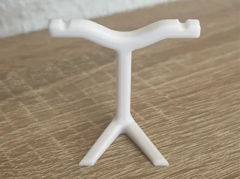 Mini earring stand