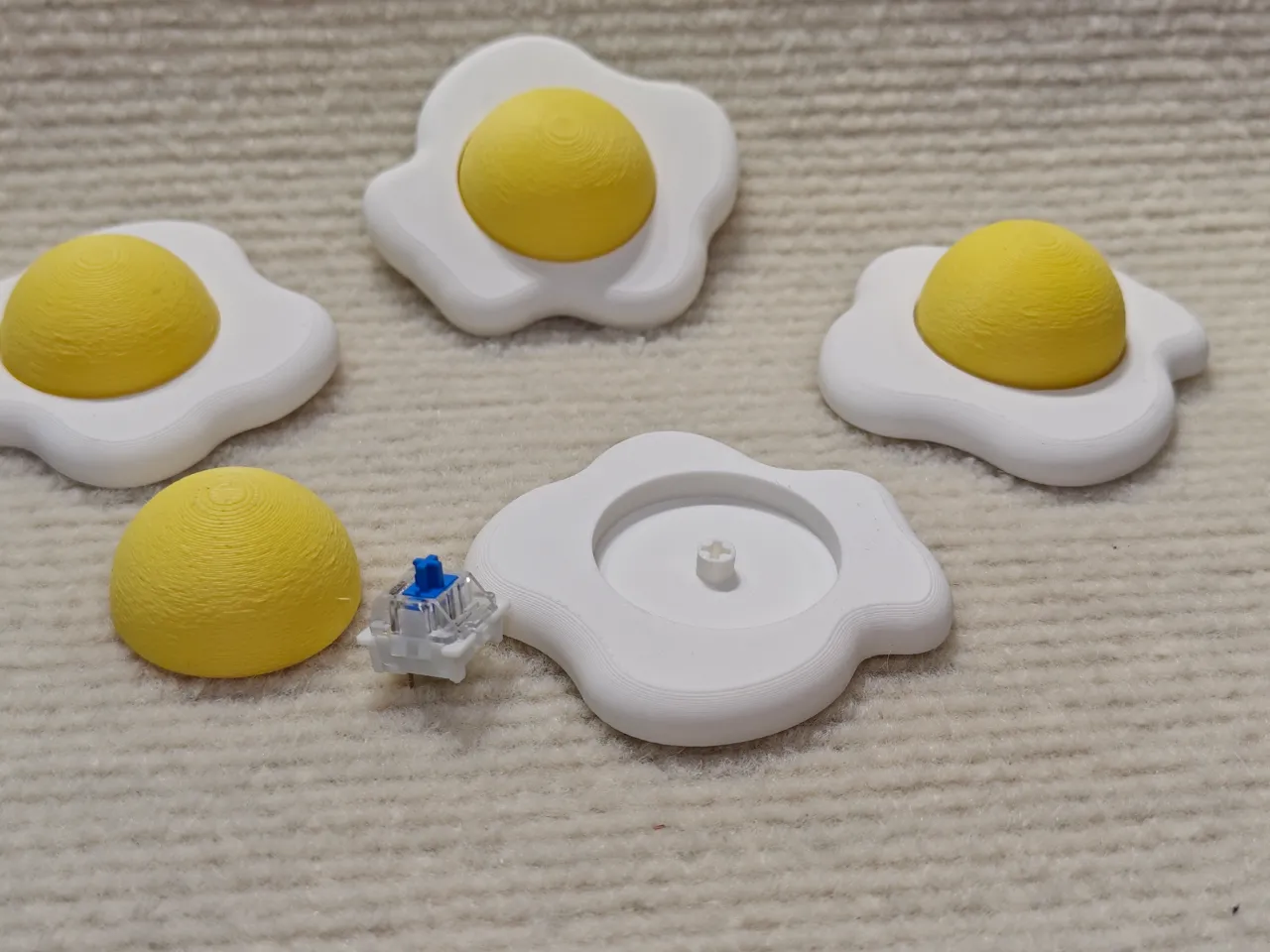 Fried Egg Keyboard Clicker view 2