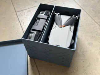 Kompaktes Schutzgehäuse für DJI Mini 4K Drohne