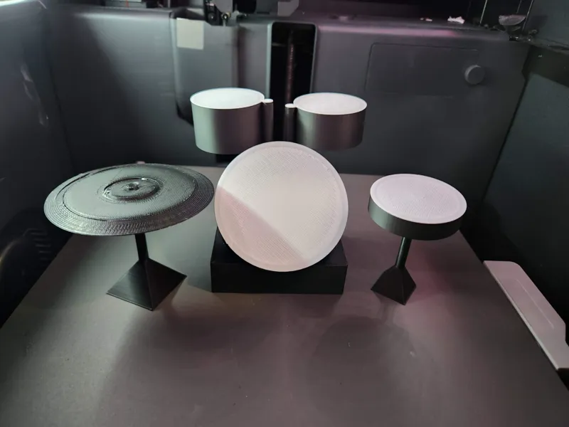 Mini Beats: The Desktop Drum Kit for Your Pens!