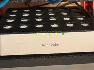 19-inch version rack panel for Technicolor TC4400