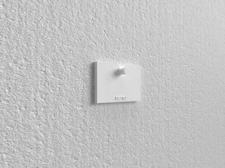 Glue Nail - Hang Photos with a adhesive to wall