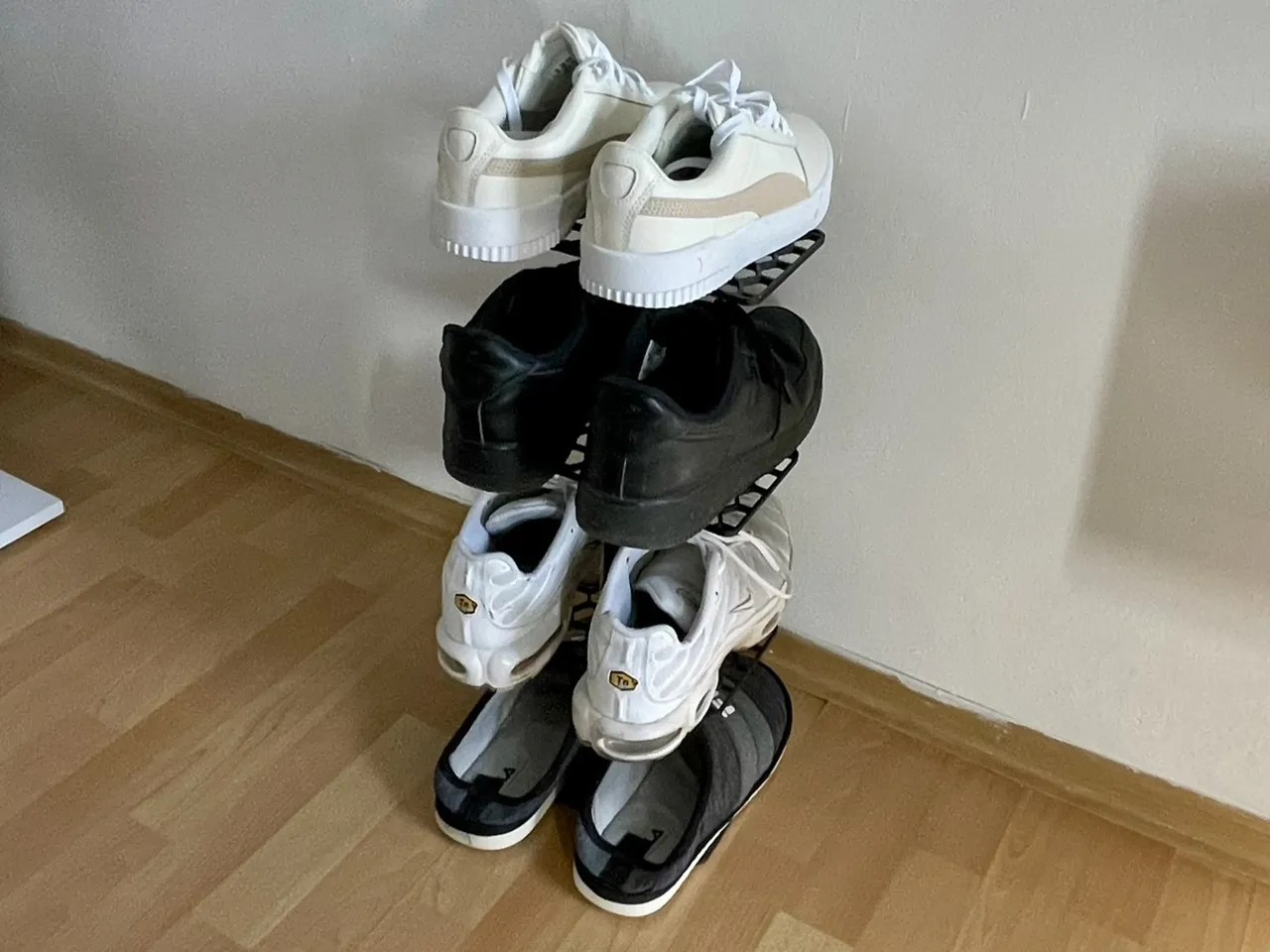 Modular Shoe Rack - Honeycomb Design view 3