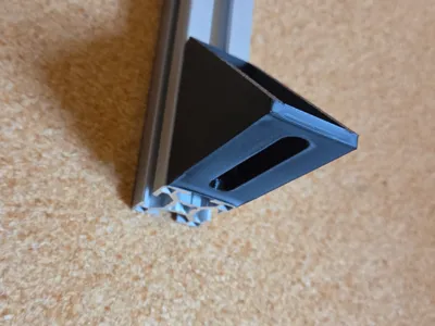 Reinforced parametric 90°bracket for systemprofile