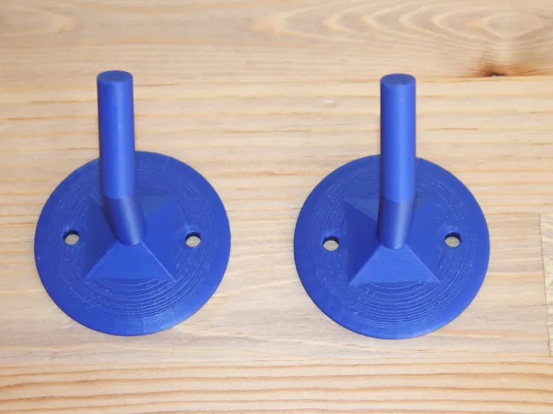 Simple wall hook