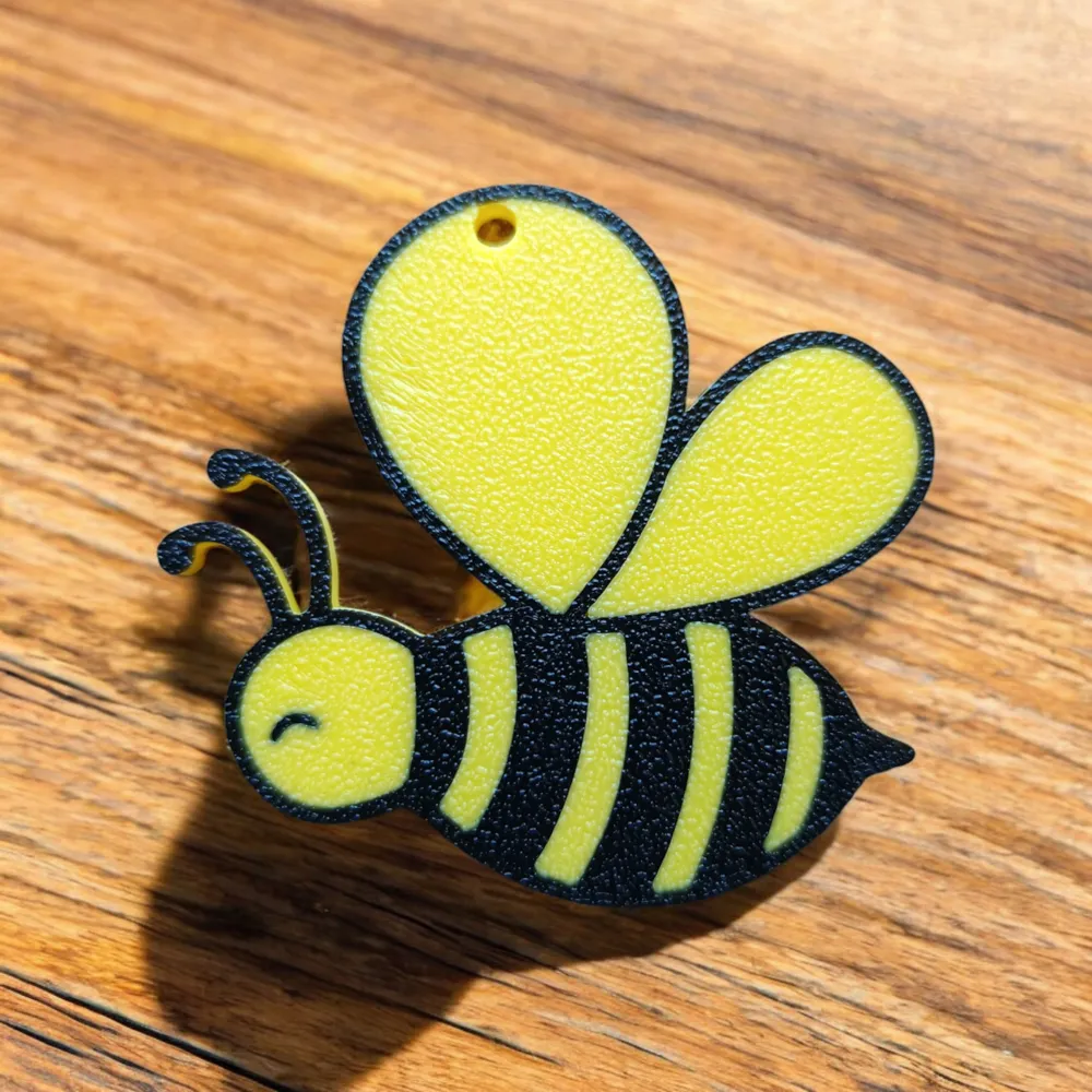 Bee Multicolour Keyring by Deadlisins MakerWorld: Download Free 3D Models