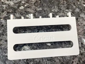 Organizador Cricut en tu Tablón Skadis de IKEA
