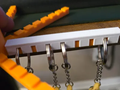 Keychain Rack Arm Lock