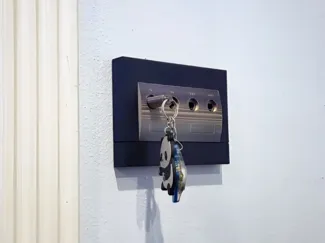 Retro Keychain Wall Holder