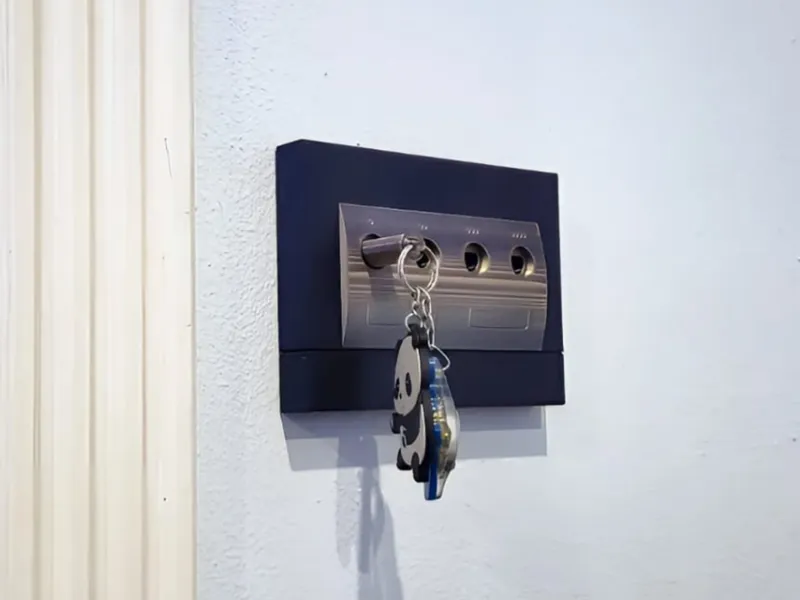Retro Keychain Wall Holder