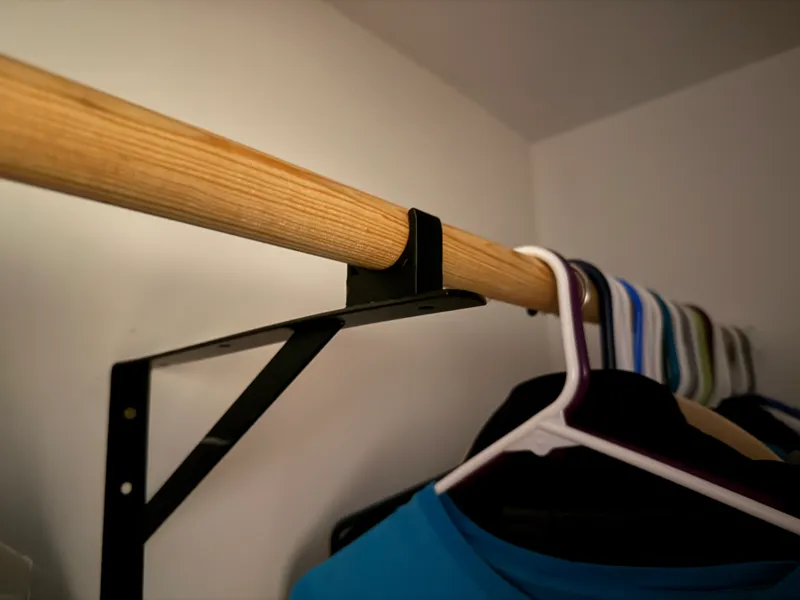 Closet Rod Support Riser