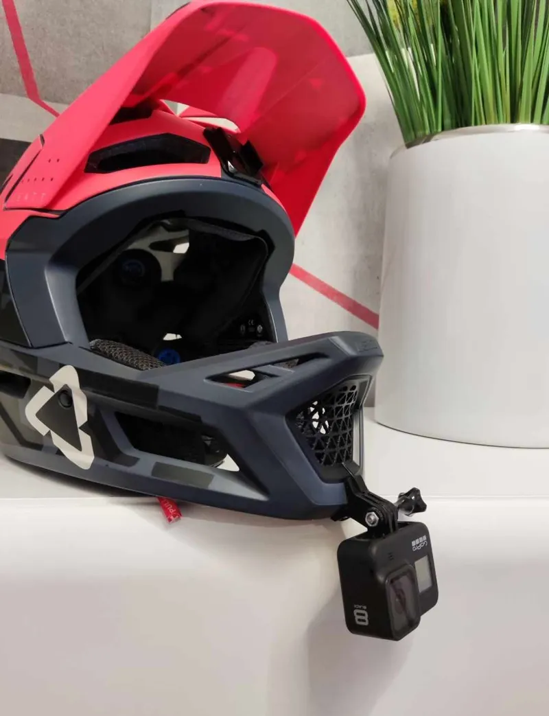 gopro chin mount leatt 4.0 mtb helmet 