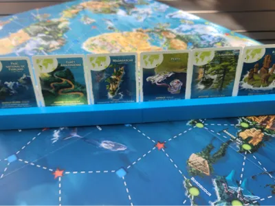Expeditions public objective row holder