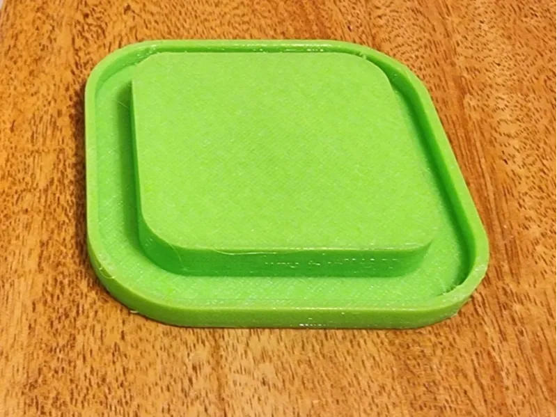 Reusable lid for Yogurt pot