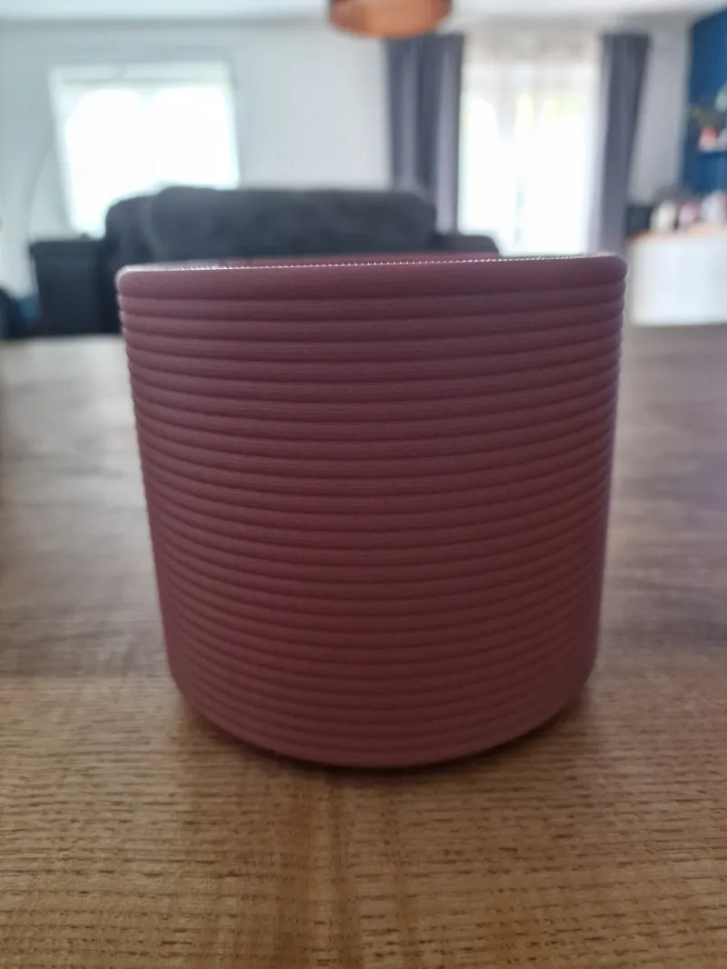 Modern Ribbed Planter V2