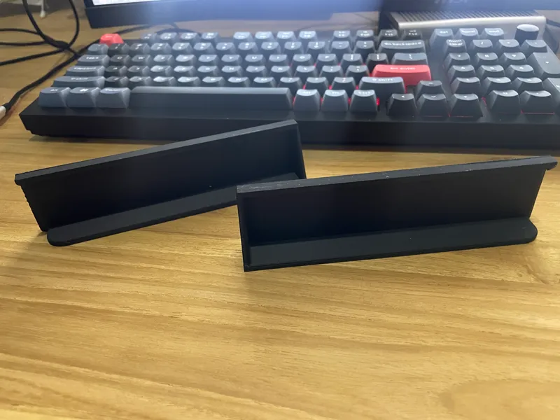 Keychain Q5 Under Desk Mount