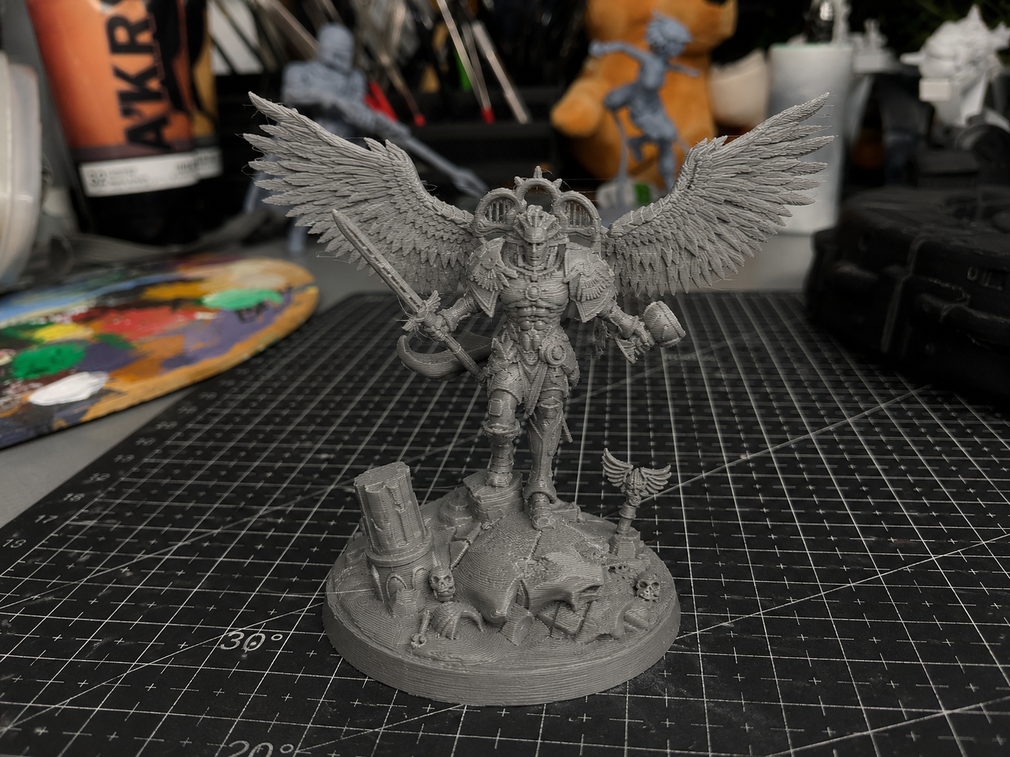 The Prince 40k with sword and wings, blood angels