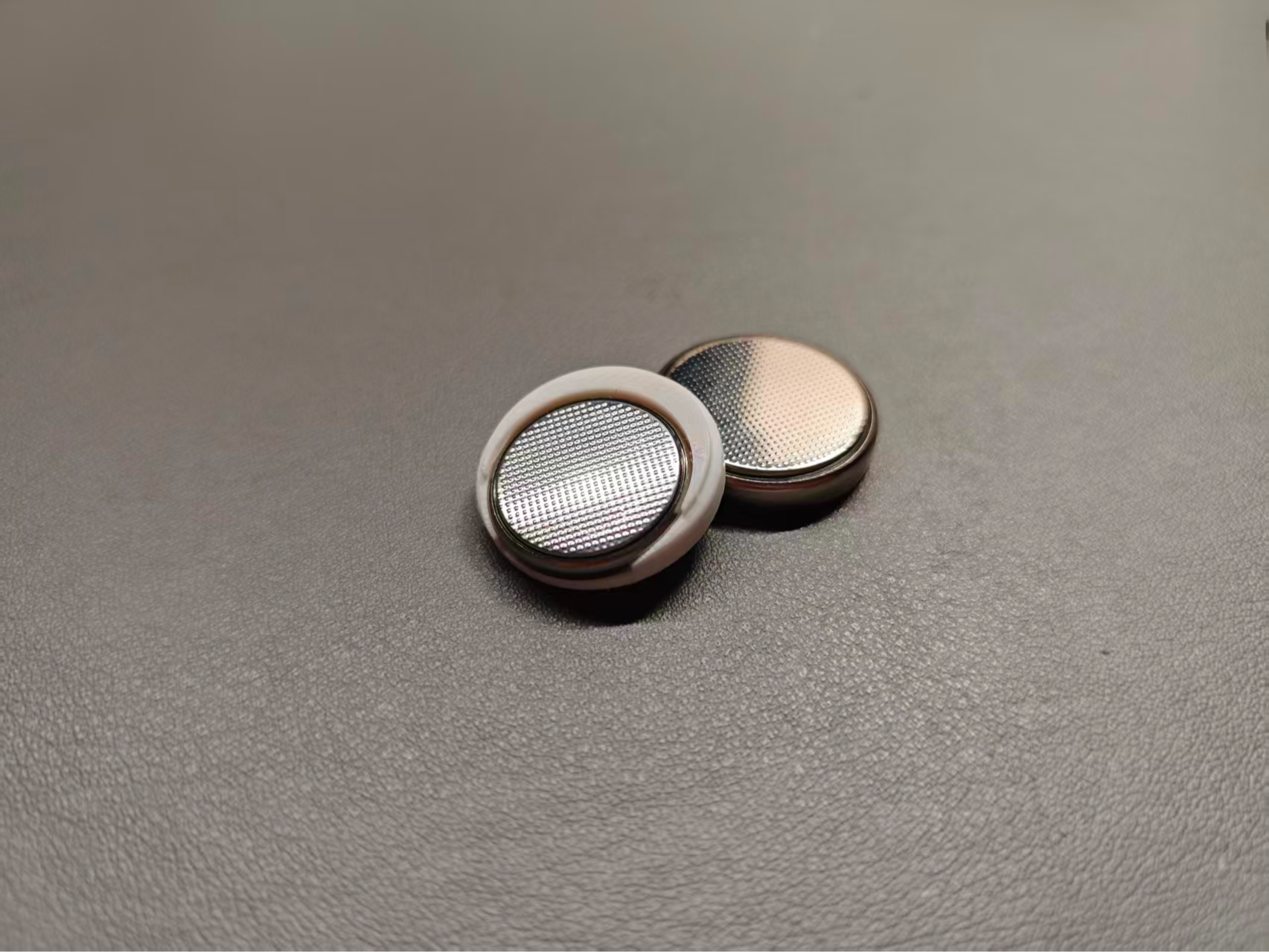 CR2032转CR2045电池适配器 - 精细优化