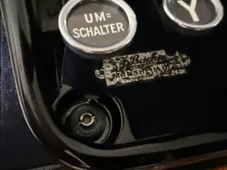 Füße für Wanderer Continental Reiseschreibmaschine