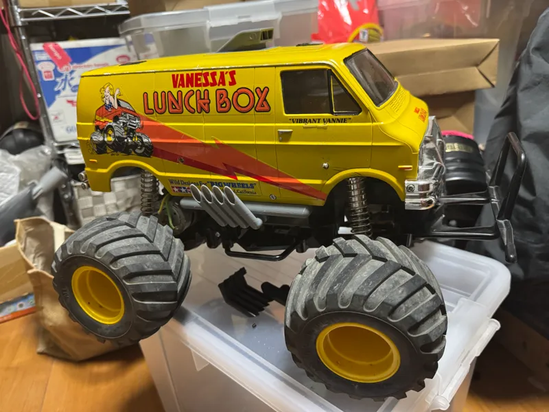 Tamiya CW01 午餐盒 V8排气套件