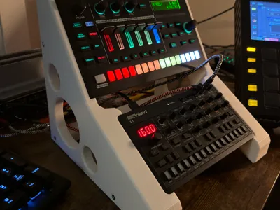 Roland MC-101/TR-6S + Aira Compact Stand