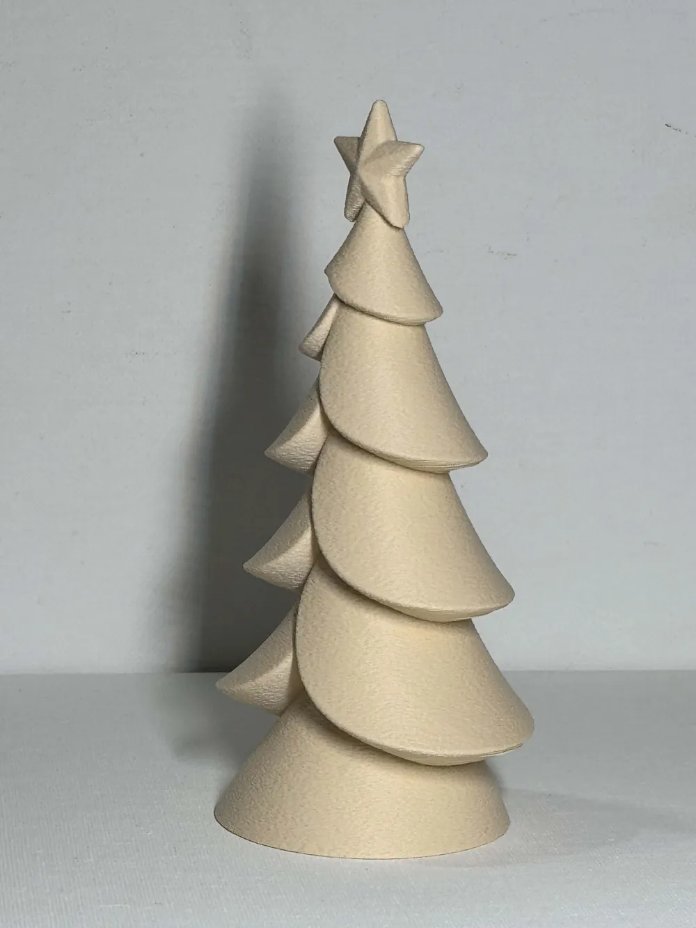 Modern design Christmas tree - Free 3D Print Model - MakerWorld