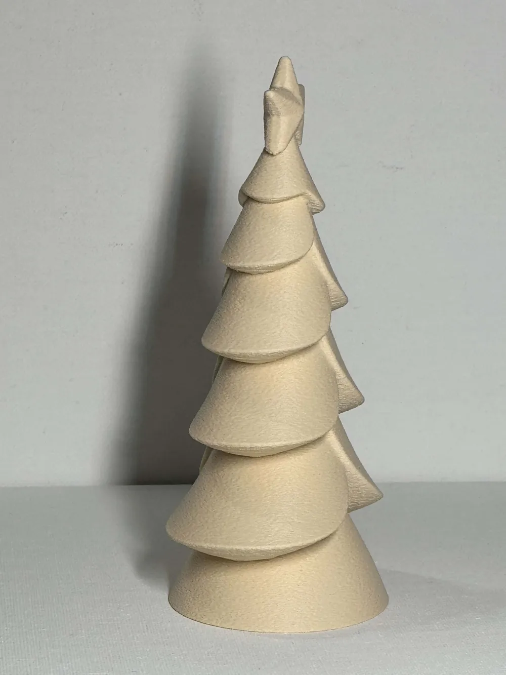 Modern design Christmas tree - Free 3D Print Model - MakerWorld
