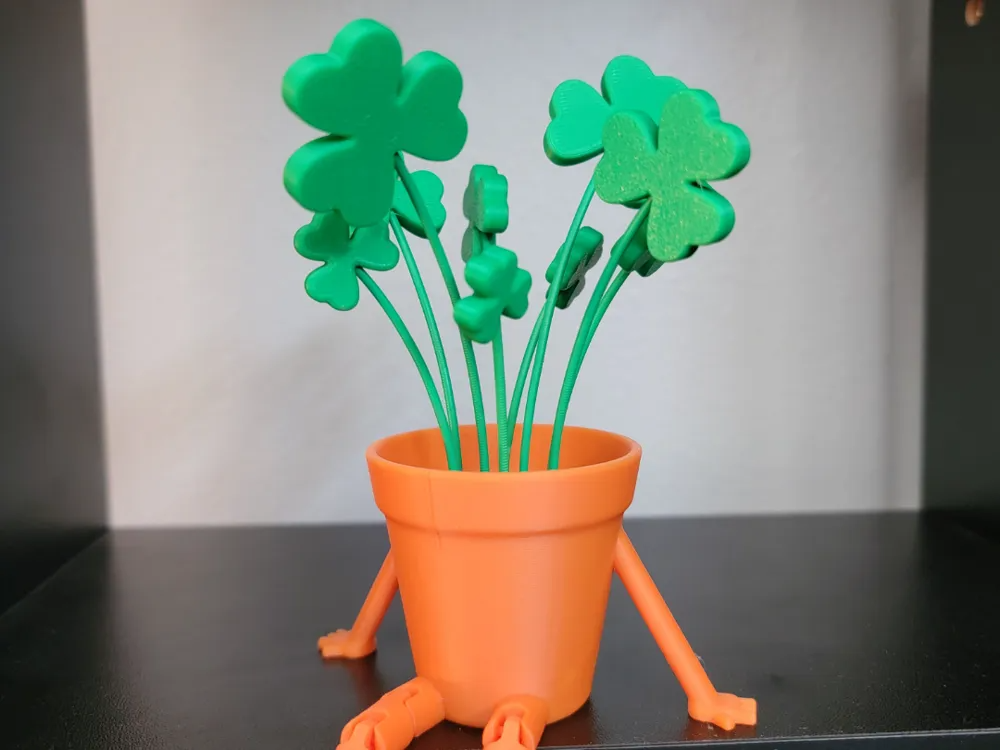 Articulated Pot - St. Patrick's Day 2026