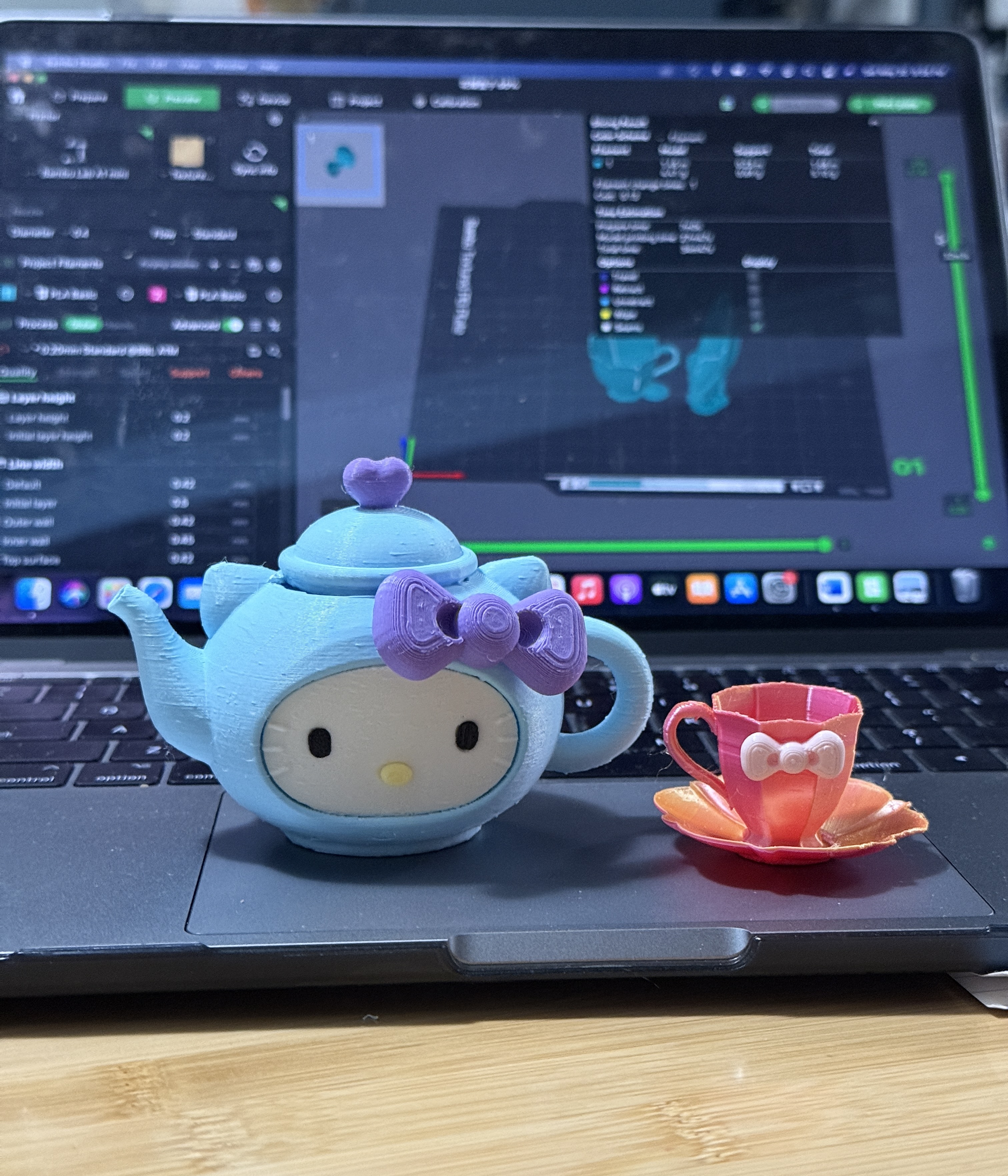 Miniatura 7 do modelo 3D 【萌趣茶会丨亲子互动】Hello Kitty 茶话会茶壶｜过家家&浇水两用 可单色打印