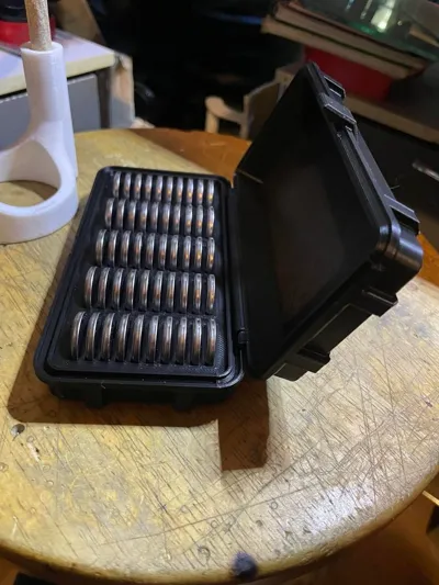 Rugged CR2032 Battery Box READ DESCRIPTION B4 USE