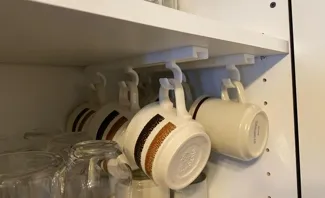 Undermount Sliding Cup Rack