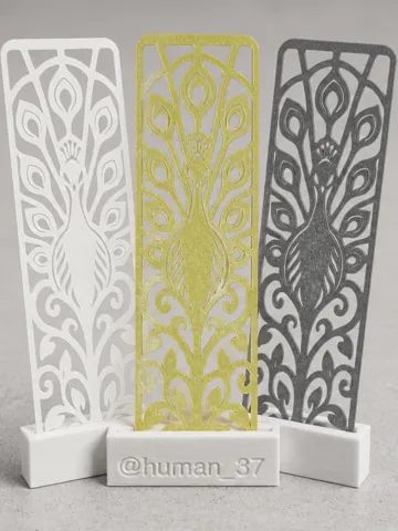 Accesorio de lectura: Ornate Peacock Bookmark | Bird One-Color Print — vista de referencia 3