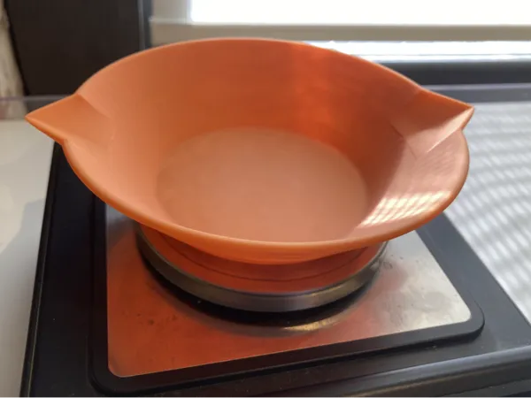 Bol de pesée à double bec verseur