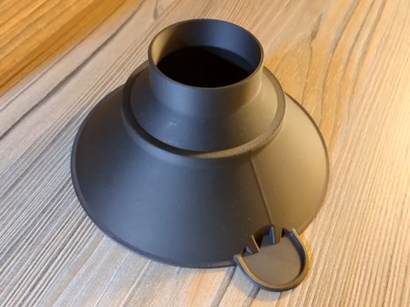 Funnel Compatible with Two Sizes
