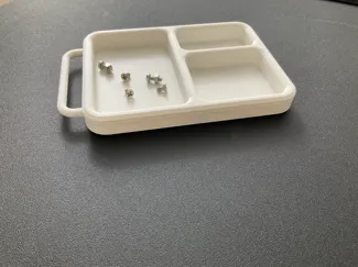 Portable Screw Holder with Cover