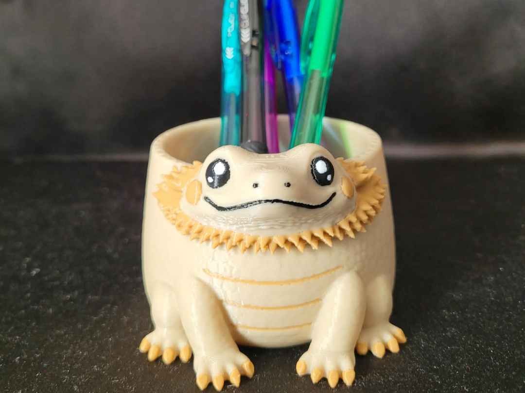 Bearded Dragon Pen or Toothbrush Holder