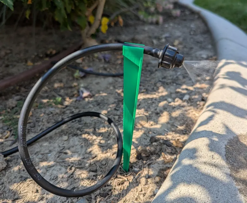 1/4 or 6mm drip irrigation line stake