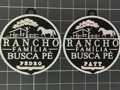 EXCLUSIVE RANCHO BUSCAPE KEYCHAIN