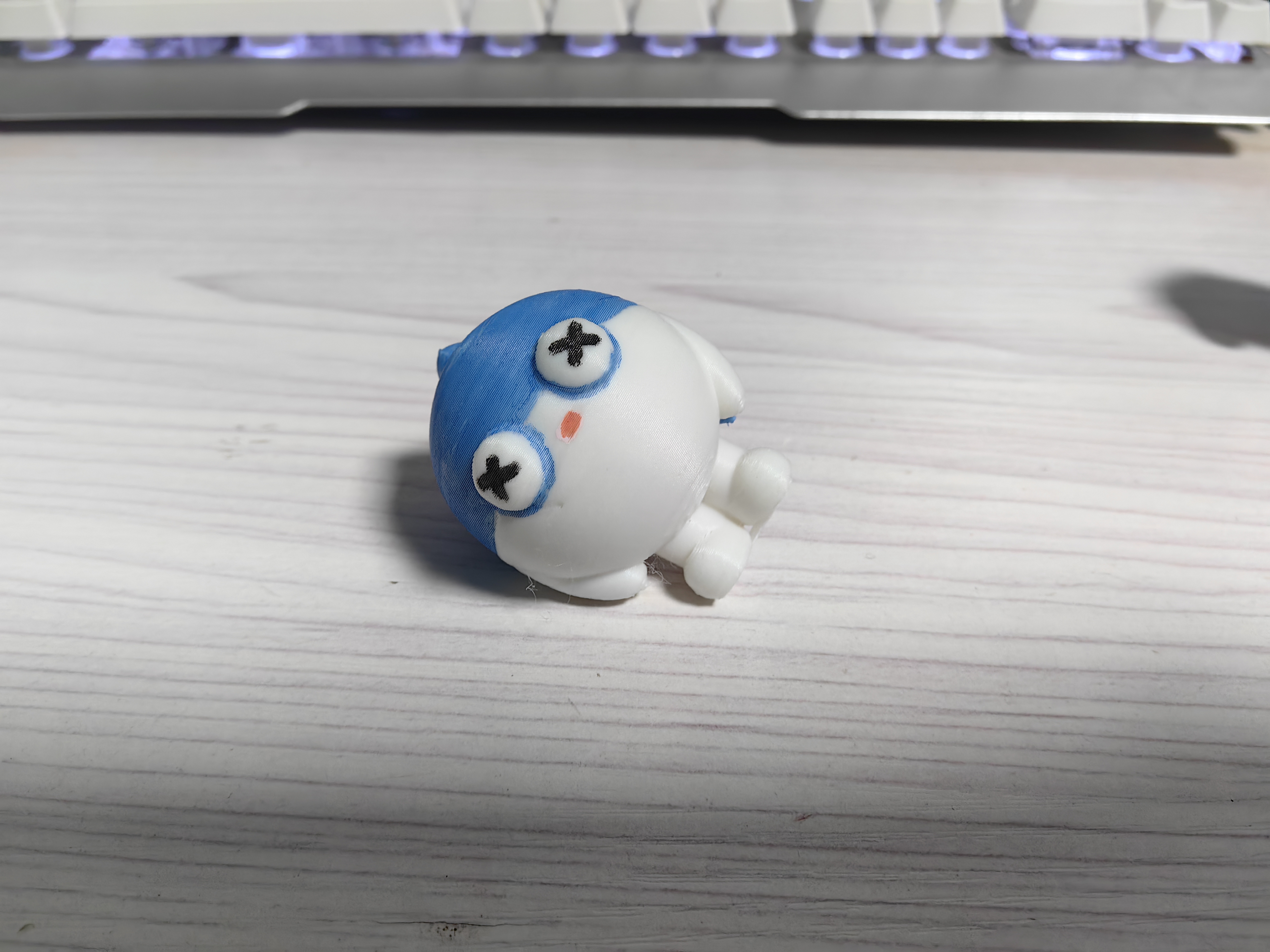 Miniatura 3 do modelo 3D 咸鱼蛋，蛋仔派对咸鱼蛋仔