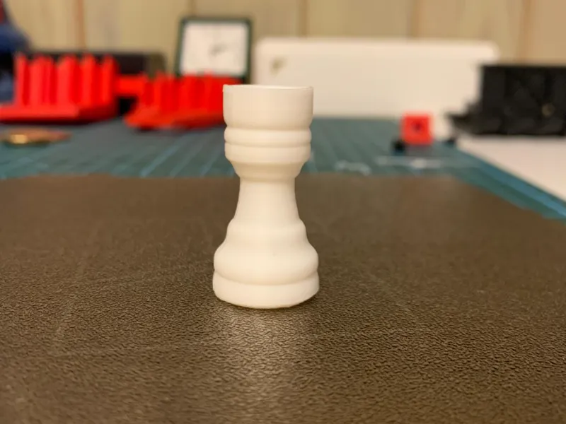 Tour d'échecs ultralégère (3g)