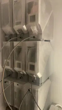 堆叠支架